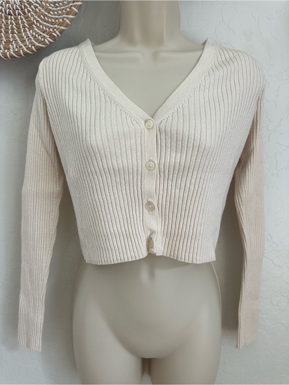 Everlane Cozy Rib Cropped Cardigan. Size Small